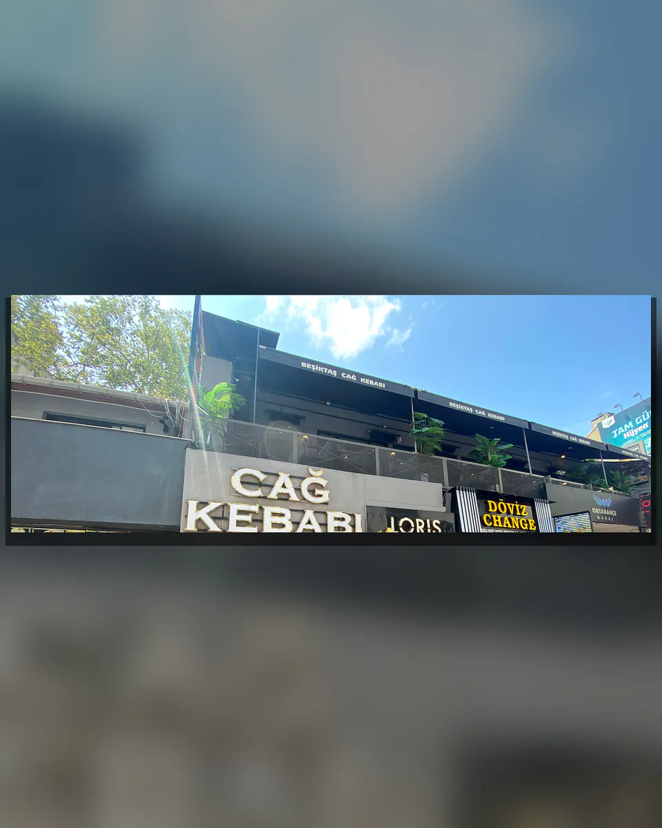 OVEC Reklam tarafından uygulanan ışıklı kutu harf, menü panosu ve cephe uygulaması - Çağ Kebap — Işıklı kutu harf detayı