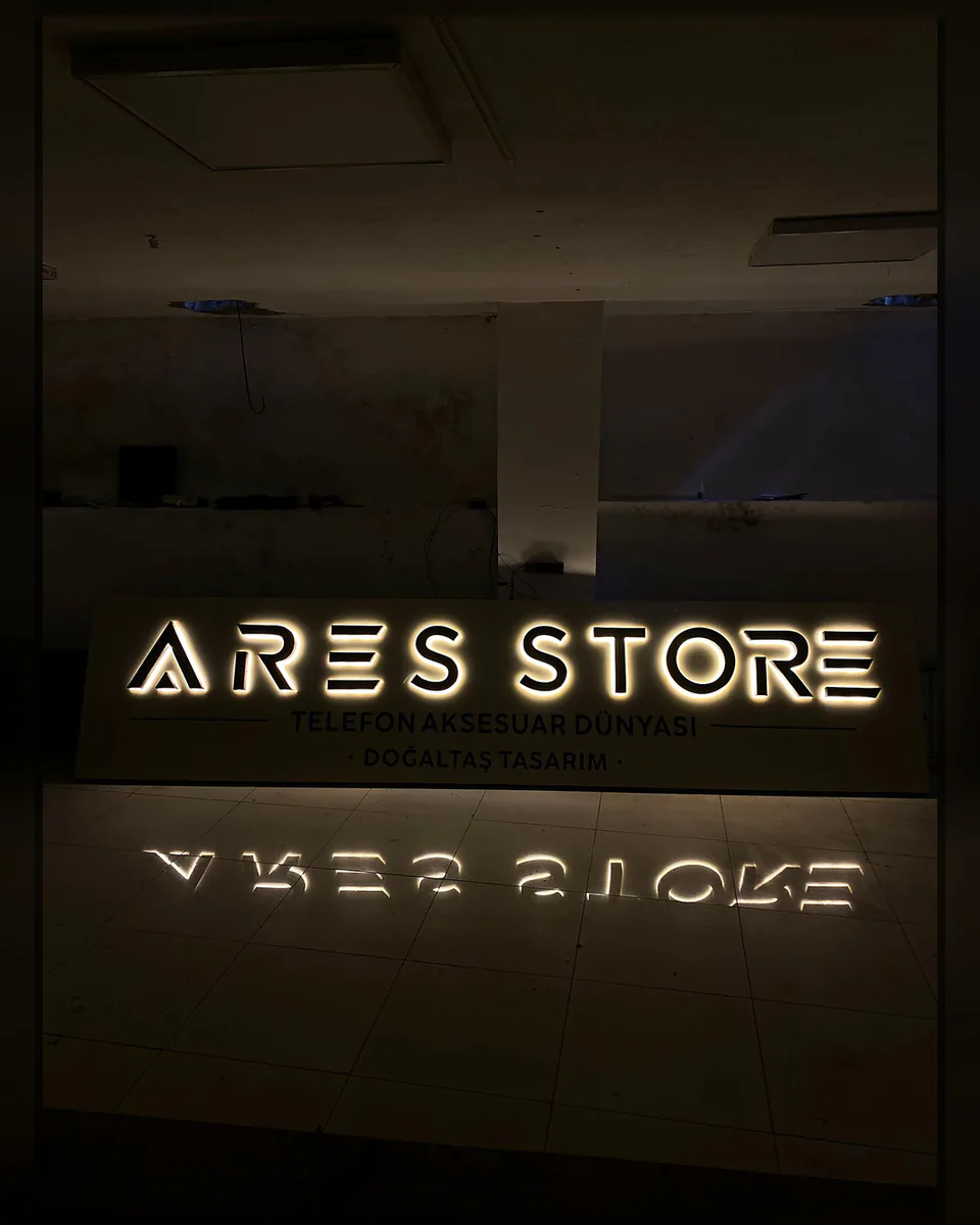 OVEC Reklam tarafından uygulanan ışıklı kutu harf cephe tabelası - Ares Store — Uygulama fotoğrafı 02