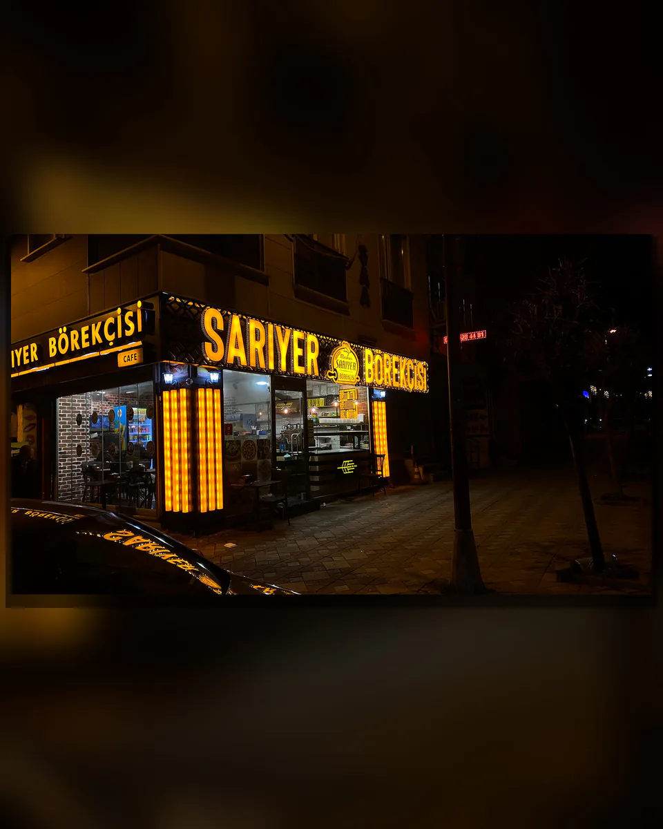 OVEC Reklam tarafından uygulanan ışıklı tabela, kutu harf ve cephe kaplama - Sarıyer Börekçisi — Uygulama fotoğrafı 04
